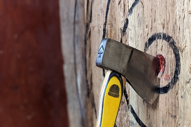 1 Hr Syracuse Axe Throwing - How the Coach Turns You Into a Threat (In an Hour)