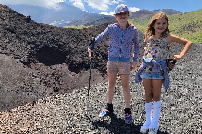 2002 Crater Excursion - Northern Etna - Older Eruptions on the Same Route: 1911–1923 Flows and the 1911 Craters