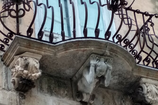 3-hour walking tour Discovering Ragusa Baroque - Duomo di San Giorgio: the staircase façade and saint-centered storytelling