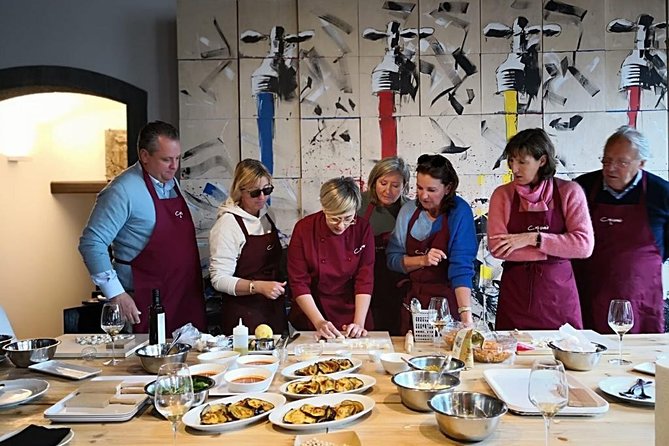 8 Days Small Group Food & Wine Tour of Sicily (Max 8 Guests) - Day 4: Noto baroque walk, Modica chocolate, and Marzamemi sea lunch