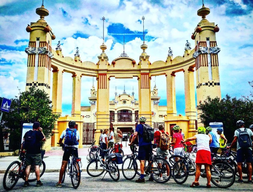 a PRIVATE ride of Favorita Park and Mondello - Palazzina Cinese: when the garden gets an inside story