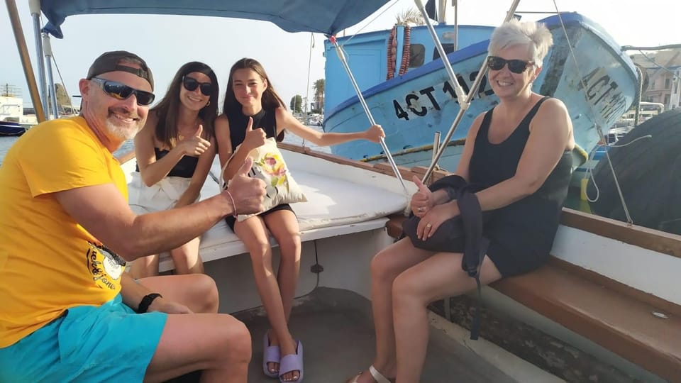 Aci Trezza boat tour sunset and dinner sicilian family home - Getting oriented: meeting at Via Ricca 5 and how the day flows