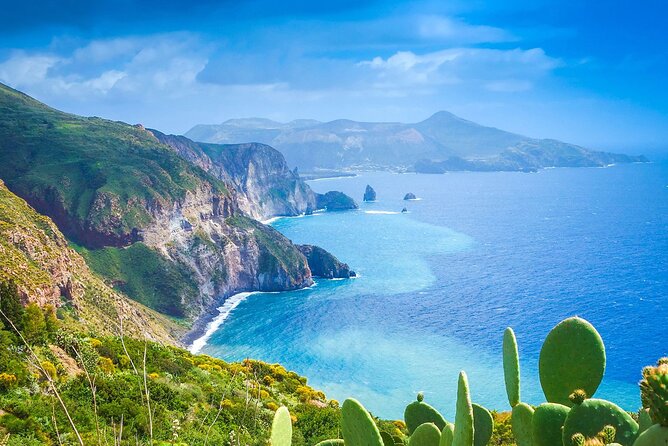 Aeolian Islands - Sailing week with skipper and assistant - Key highlights at a glance