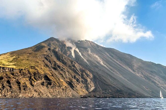 Aeolian Islands - Sailing week with skipper and assistant - Price and value: what $1,067.74 buys you