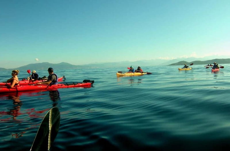 AGRIGENTO Kayak Tour alla Riserva Naturale di Torre Salsa - The 2-hour flow: practice, coastline cruising, and a real beach break