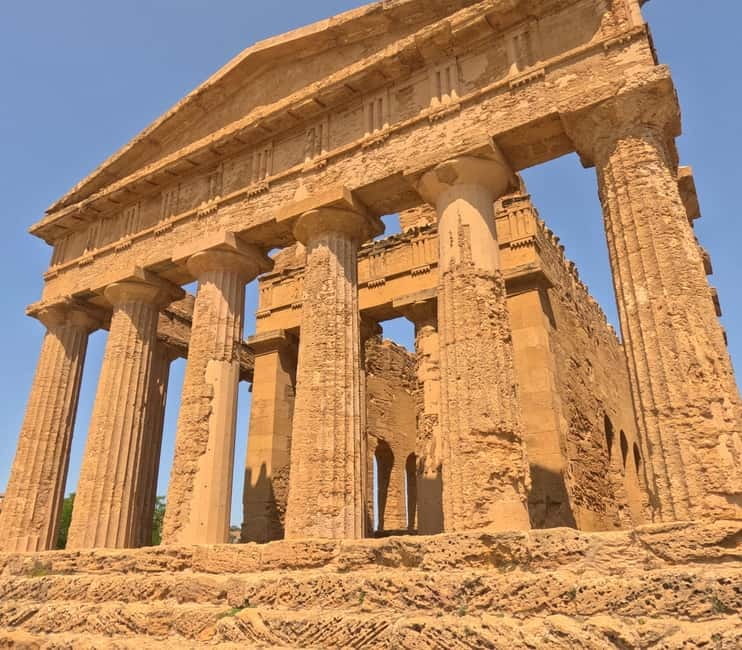Agrigento: Valley of the Temples and Historical Center by E-Bike with Lunch Included - Valley of the Temples: Walls, Almond Groves, and Gate Views