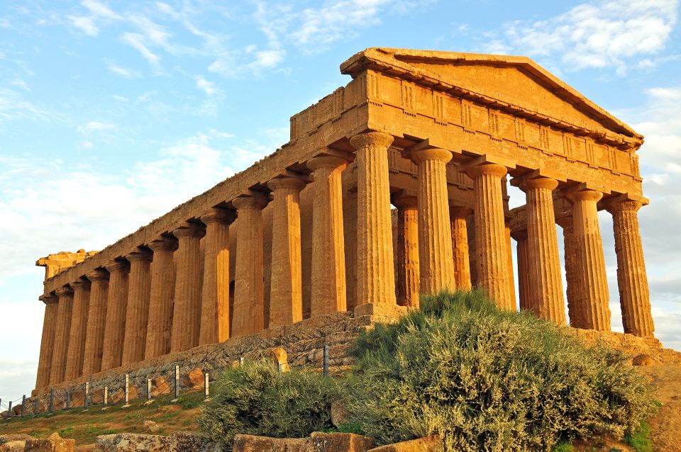 Agrigento: Valley of the Temples Skip-the-Line Sunset Tour - Why the guide makes or breaks this tour
