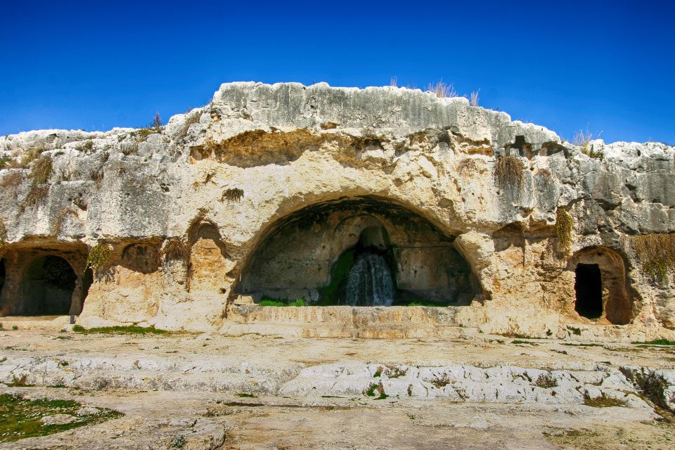 Archaeological Syracuse: Neapolis Park private tour - Stop 1: Latomie del Paradiso quarry walks with plants you’ll notice
