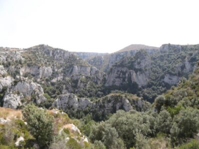 Avola: Cavagrande del Cassibile Reserve Hiking Tour - Meeting Point and the 3-Hour Pace