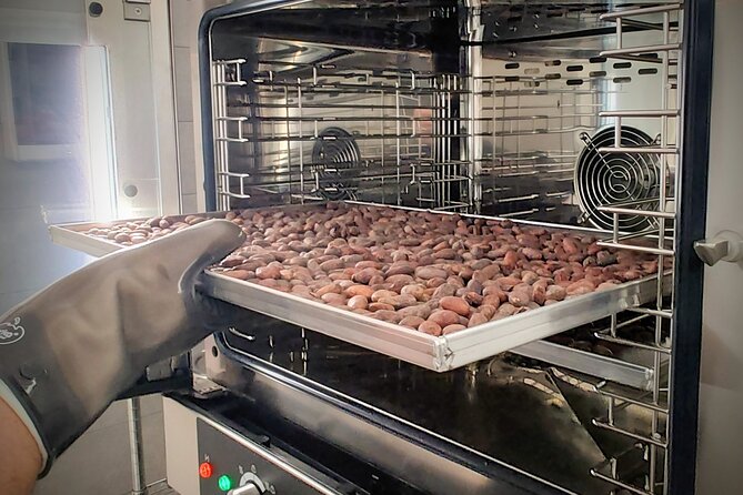 Become a chocolatier for a day, in Modica raw chocolate - Price and logistics that actually matter for your day