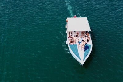 Boat tour Pillirina, sea caves Syracuse and Ortigia - Pillirina beach and the Plemmirio protected marine area: why this stop matters
