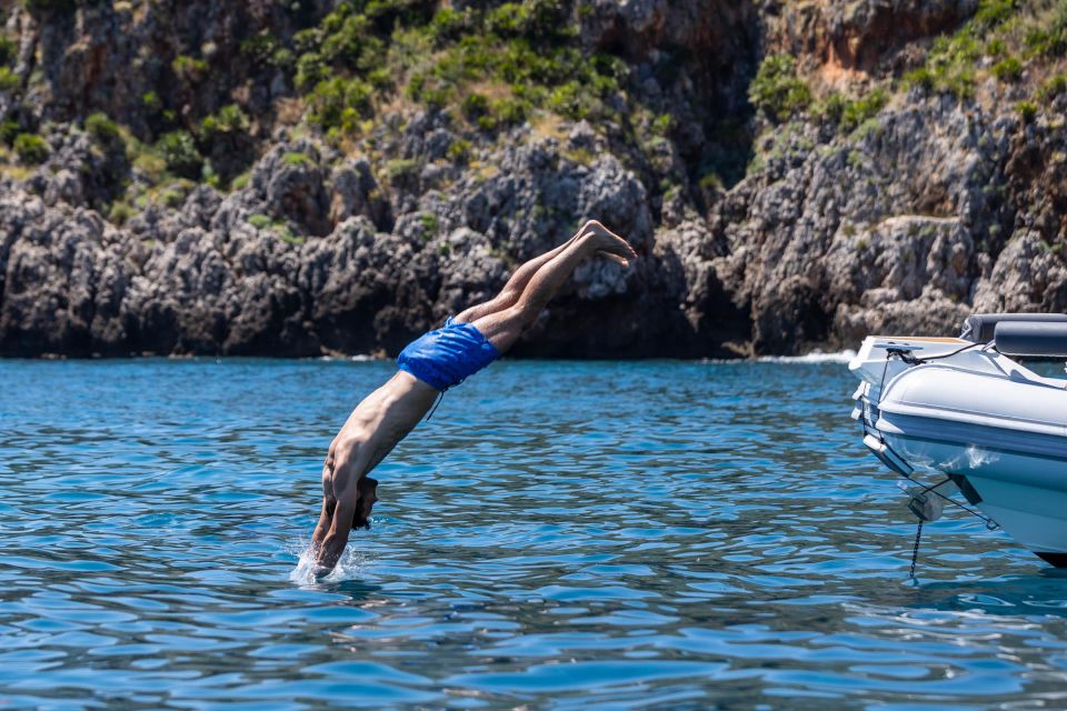 Boat Tour Taormina Isola Bella Giardini Naxos 8 hours - Back to Riposto by 6:00 PM: what the itinerary leaves you with