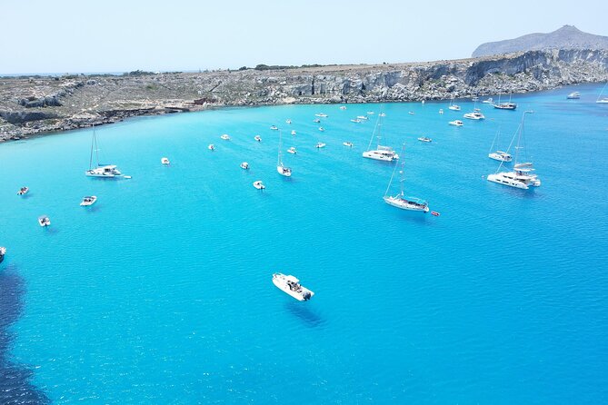 Boat tour to Egadi Favignana and Levanzo islands from Trapani - Favignana port break: streets, Florio tuna history, and lunch on your terms