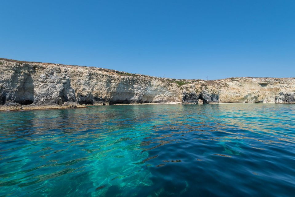 Boat Tour with Lunch on board - Northern Syracuse: sea caves and rock formations you can actually spot
