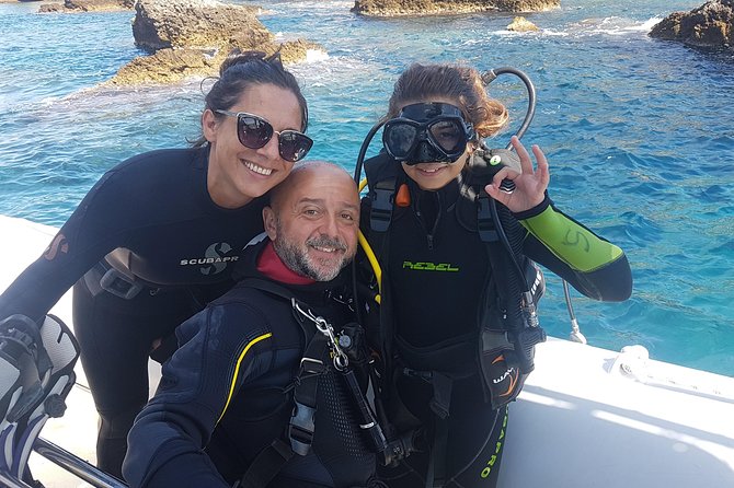 Bubble maker (scuba diving for children) - Boat transfer from Mazzarò Bay: part transport, part reality check