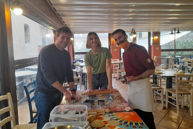 Cannoli Cooking Class in Taormina - Frying the Cannoli Shells: The Part You’ll Remember