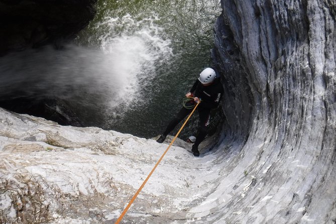 Canyoning at the foot of Etna - Safety and equipment: what’s provided, what you bring