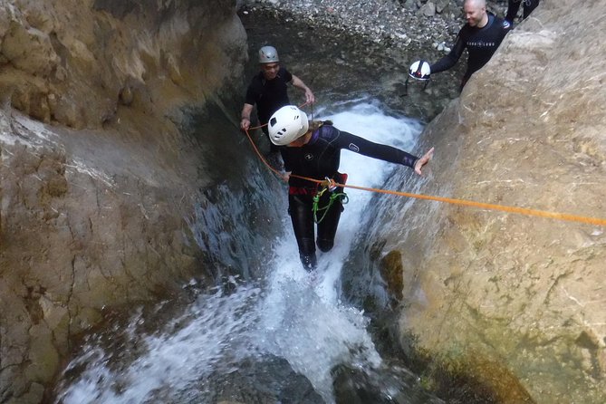 Canyoning at the foot of Etna - Medium difficulty: the skills you’ll use, and the pace you’ll feel