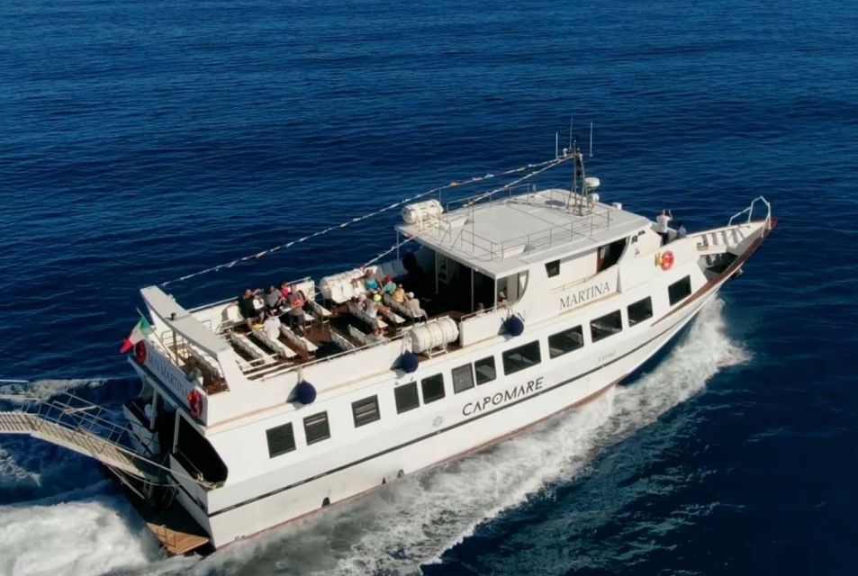 Capo d'Orlando: Mini-cruises to Lipari, Salina and Filicudi - Salina stop: capers, Malvasia, villages, and the Pollara Bay swim