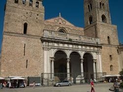 Capuchin Catacombs and Monreale Cathedral Private Tour - The Why Behind the Ghoulishness: How the Story Is Told