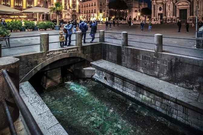 Catania (cathedral and via Etnea) - Syracuse Ortigia - Timing and logistics: a full day that starts early