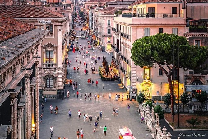 Catania (cathedral and via Etnea) - Syracuse Ortigia - Should you book this tour? My honest take