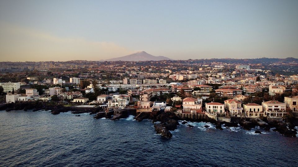 Catania: City Highlights Walking Tour - Duomo Square: your first big orientation moment