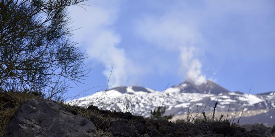 Catania: Etna Nature Tour with Hiking, Cave Visit, & Tasting - The Lava Cave Experience: Helmet, Headlamp, and Why Tunnels Matter