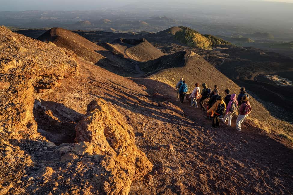 Catania: Etna Sunset Tour with Transfer - Guides Matter: Stories, Answers, and the Local Factor