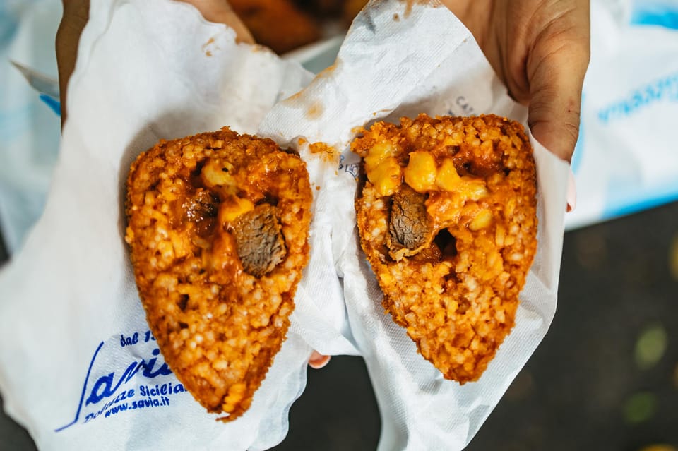Catania: Guided Street Food Walking Tour - Via Etnea and Piazza Stesicoro: street markets and classic staples