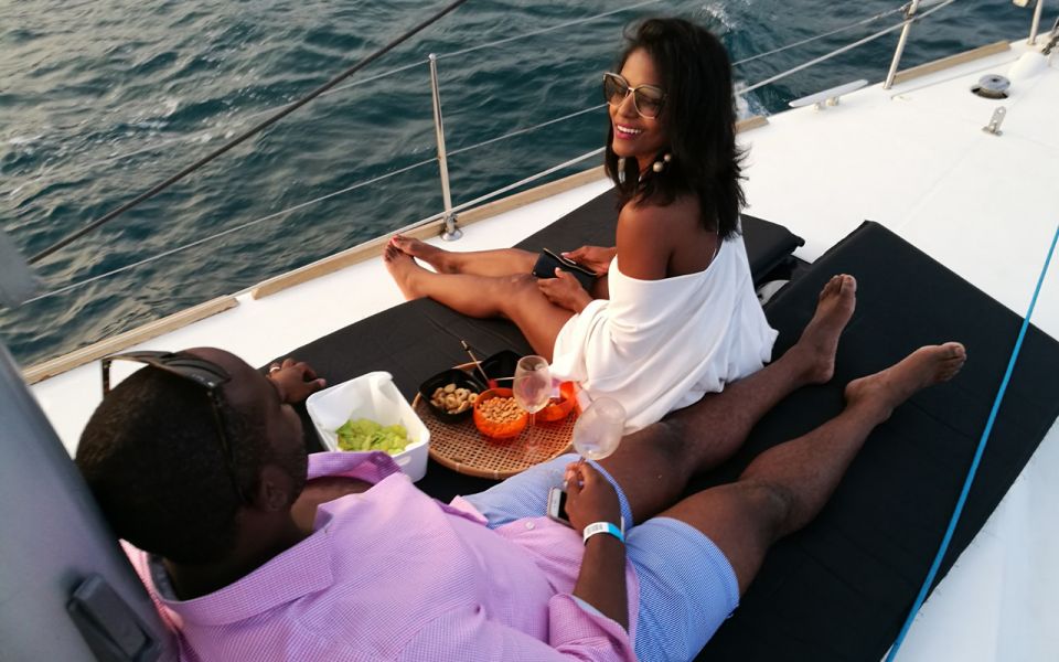 Catania: Guided Sunset Sailing Trip with Aperitif & Prosecco - Sailing East: Watching the City Glow from the Water