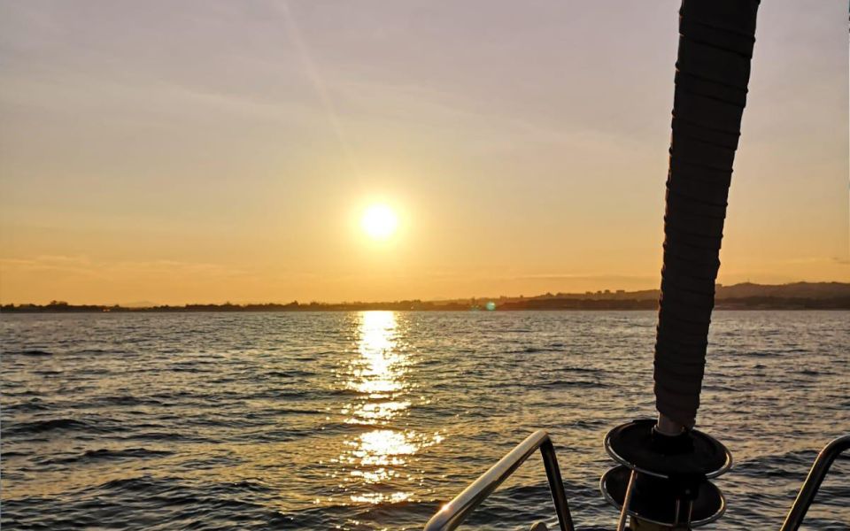 Catania: Guided Sunset Sailing Trip with Aperitif & Prosecco - Who Should Book This Catania Sunset Sailing Trip?