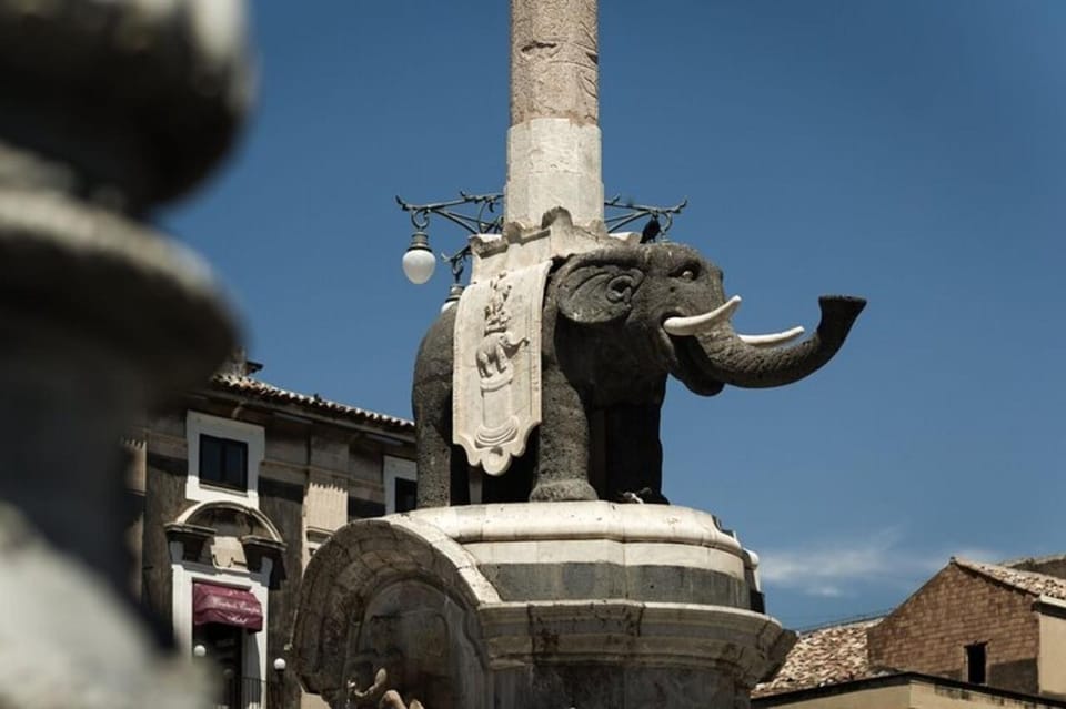 Catania Highlights Walking Tour With A Guide - Piazza del Duomo to Via Crociferi: cathedrals and Catania’s baroque street walls