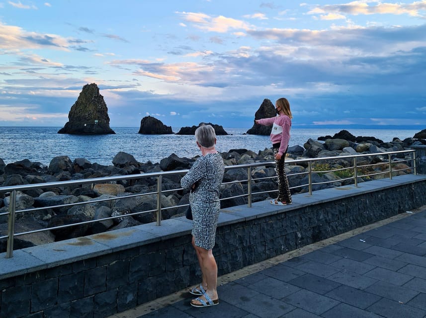 Catania: Hop-On, Hop-Off Bus to Acicastello and Acitrezza - The Riviera dei Ciclopi: Legends, Rock Formations, and Coastline Power