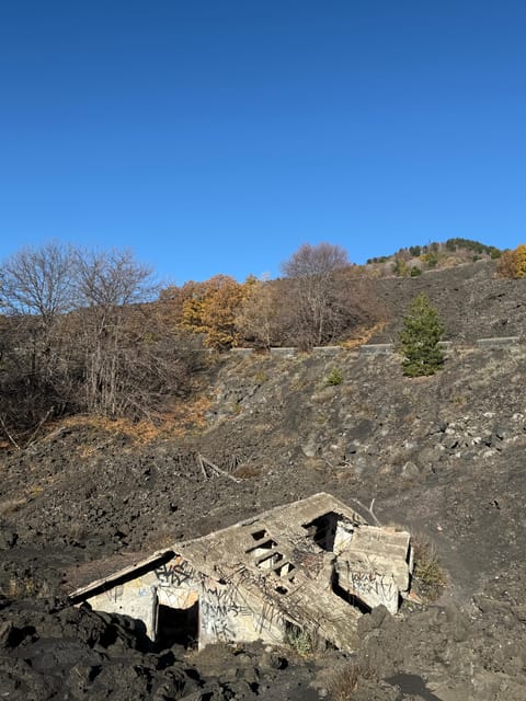 Catania: Morning Jeep Tour of Mount Etna and Lava Flow Caves - Rifugio Casa del Vescovo and the switch to panoramic thinking