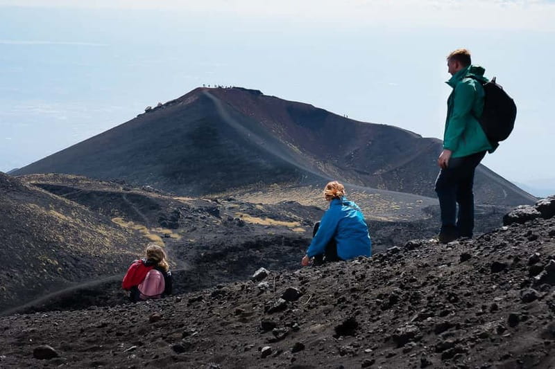 Catania: Mount Etna Adventurous Tour with a Volcano Guide - Silvestri Craters: the safety briefing that makes the hike feel easier