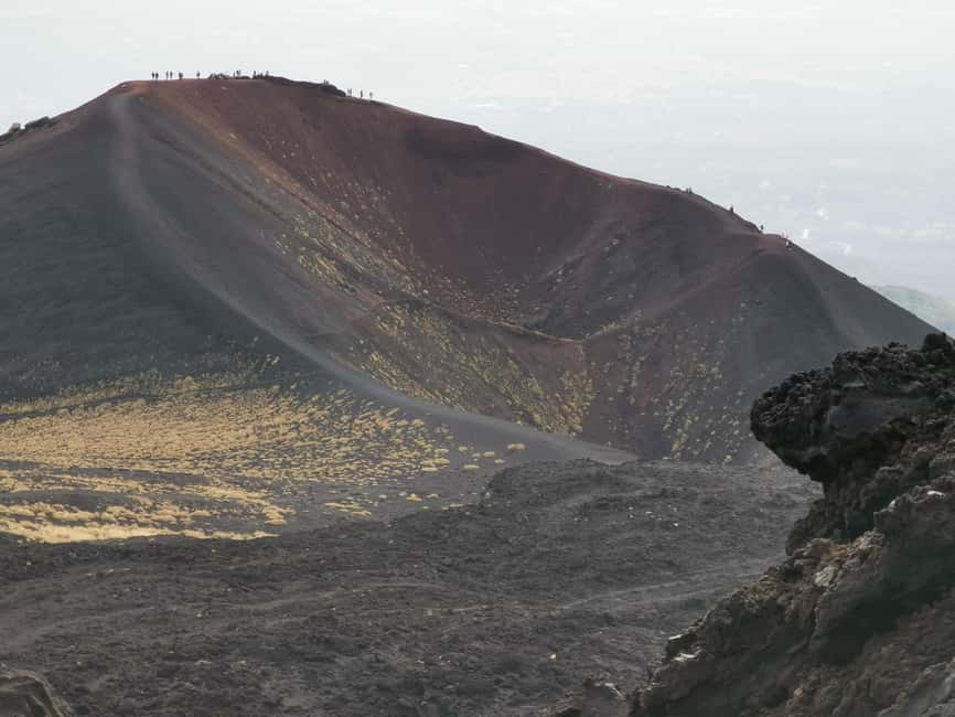Catania: Sunset Trekking on Mount Etna with Wine Tasting - Valle del Bove: the ancient caldera you can feel