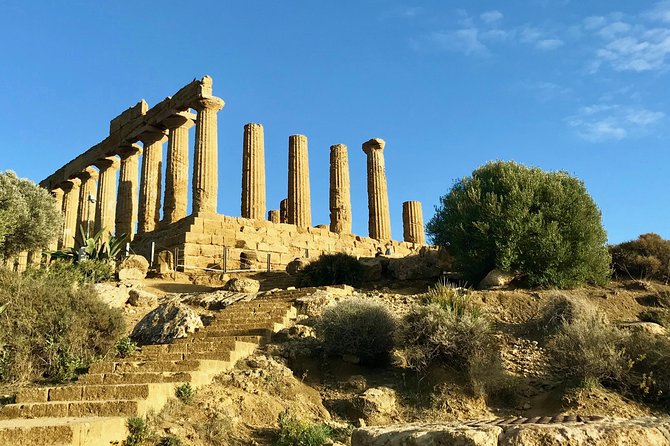 Catania TREASURES OF THE EAST 4 Days Private Minitour with Guide Driver - Day 4: Silvestri craters on Etna at 6,500 feet, then Savoca and The Godfather spots