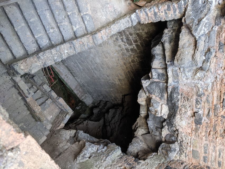 Catania: Underground Catania Tickets and Guided Tour - Etna’s prehistoric lava cave: proof the mountain still writes the rules