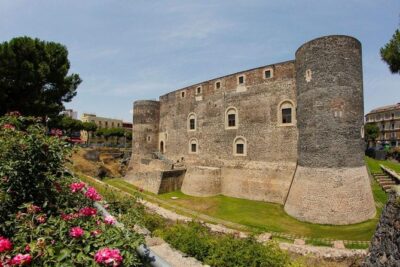 Catania walking Tour - small group - Meeting Point on Via Erasmo Merletta: Convenient Start, Clean Finish