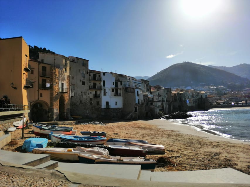 Cefalù: History and Legends Guided Walking Tour - The seasonal snack stop: granita, ice cream, or sfincione