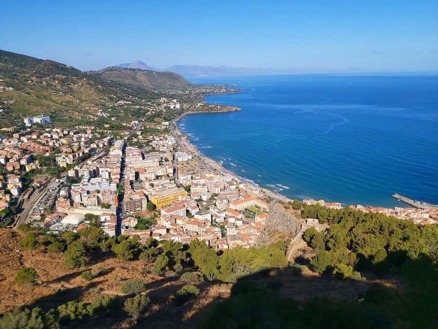 Cefalú: La Rocca Archaeological Park Guided Hiking Tour - The fortress zone: Byzantine walls, cisterns, and ovens