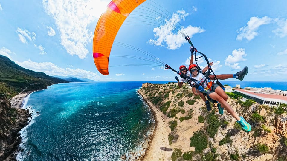 Cefalù: Tandem Paragliding Flight and GoPro13 Video - Getting from central Cefalù to the takeoff point (and why summer rules apply)