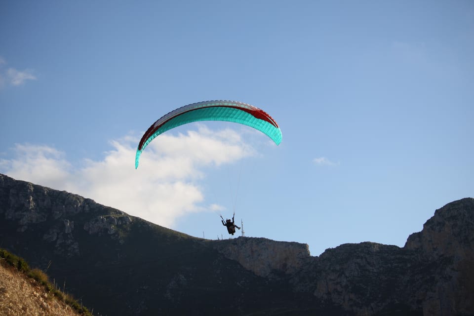 Cefalù: tandem paragliding flight and insta360 video - Pickup, Timing, and the WhatsApp Check That Keeps It Simple
