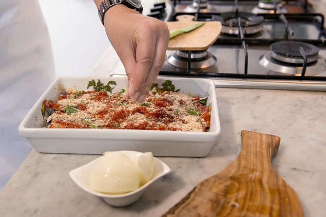 Cesarine: Dining & Cooking Demo at Local's Home in Palermo - Why a Palermo home dinner feels different from a restaurant meal
