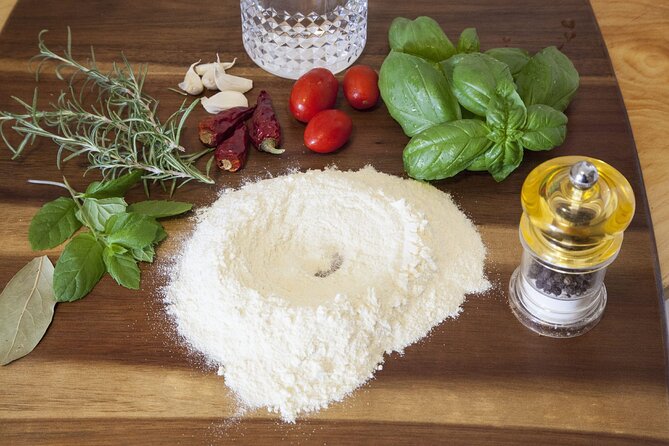 Cesarine: Pasta & Tiramisu Class at Local's Home in Palermo - How the 3-Hour Class Works: From Welcome Drinks to Two Pastas