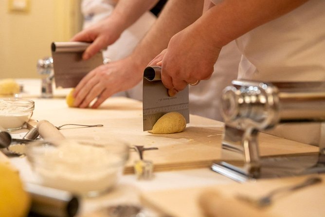 Cesarine: Private Pasta Class at Local's Home in Messina - Key points before you go