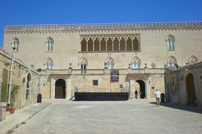 COMMISSARIO MONTALBANO Tour - Private format, Wi-Fi, and the comfort details that actually matter
