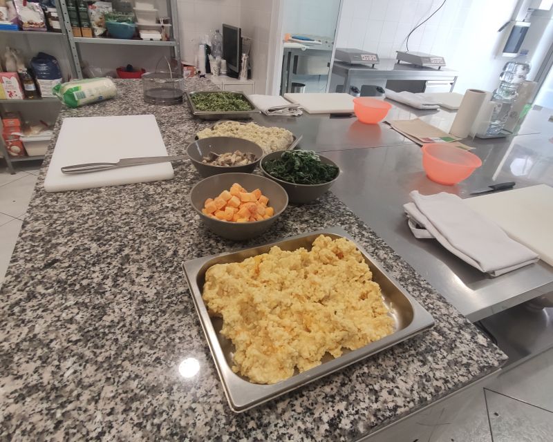 Cooking Class with lunch or dinner - Pasta roll and sauce: spaghetti rolls with norm or ricotta tomato basil