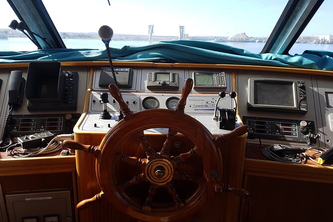 Cruise Favignana - Levanzo - Getting to Favignana: The Ride That Sets the Mood